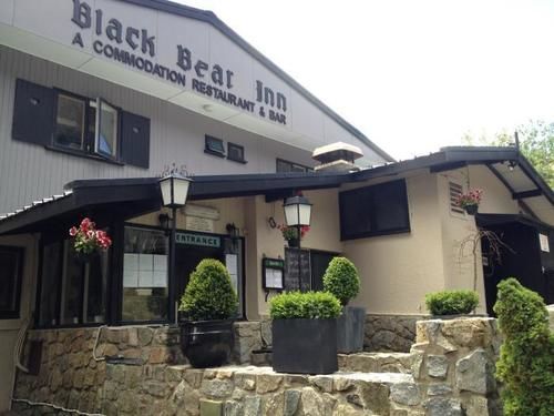 Black Bear Inn Thredbo Exteriör bild